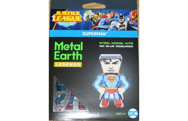 Metal Earth Igazság Ligája- Superman mini modell